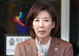 '패스트트랙 파고' 넘은 국민의힘, '사법리스크 제로'로 역공 태세