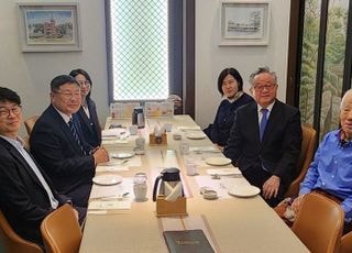 김호 농어업·농어촌특별위원회 위원장, 전임 위원장들과 ‘농정 대전환’ 간담회