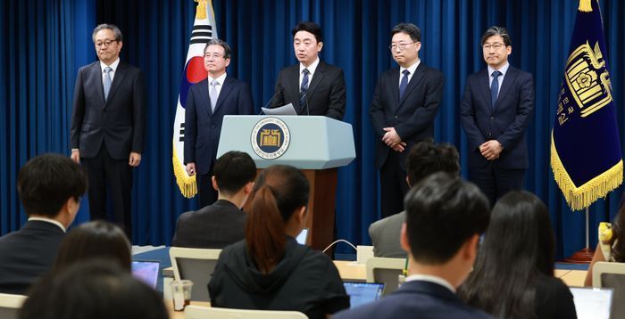 성장경제비서관 5개월째 공석 방치…희미한 李정부 경제팀 존재감 [정국 기상대]