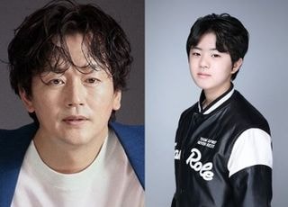 김정태, 아들 김시현과 피에이 엔터테인먼트와 전속계약