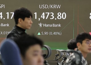 AI 거품론 재점화에 삼전·하이닉스 ‘휘청’…코스피 3870선 후퇴 [시황]