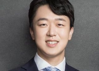 '농심 3세' 신상열, 초고속 승진…전무 1년 만에 부사장으로