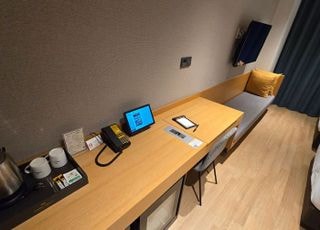 KT 하이오더, 호텔 뉴브 전 객실 도입…F&amp;B 매출 증대 기대