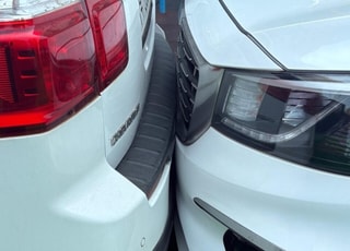 "아들아 시동 꺼" 중학생의 추돌사고, 모친 해명 논란