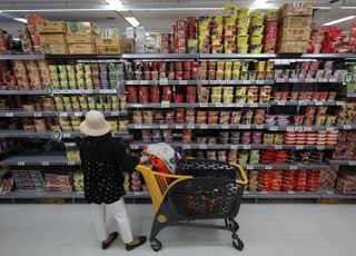 “누구도 웃지 못하는 고물가”…자영업·서민 모두 ‘한숨’ [긴급점검-고물가]