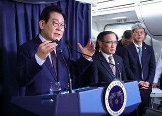 李대통령 "'흡수통일' 생각 없어…북한에 우리 선의 끊임없이 전달해야"