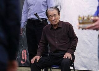 원로 배우 이순재 별세…연예계 “평생의 스승, 한평생 열정 잊지 않겠다” 추모 물결