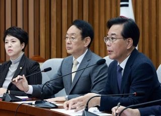 송언석 "환율 안정에 국민연금 동원? 외환시장 불안 국민 노후에 떠넘기는 꼴"