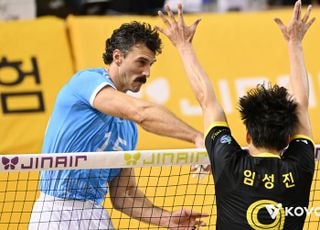 프로배구 선두의 연승 질주, 2위가 또 멈춰세우나