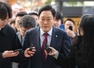 "강압적인 수사 말라"…'양평 공흥지구 의혹' 관련 김선교 의원 첫 출석