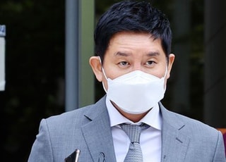 검찰, 불법 정치자금 전달 혐의 김봉현에 '징역 8개월' 구형