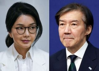 조국 "내 가족 수사 최초 지휘는 김건희…윤석열은 '응, 응' 했을 것"