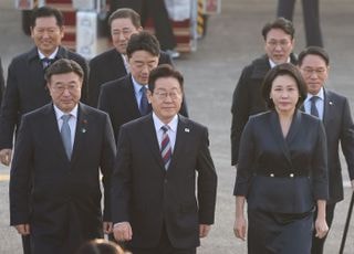 尹정부 땐 '위기', 지금은 대외여건 탓?…李대통령, '고환율' 과제 직면