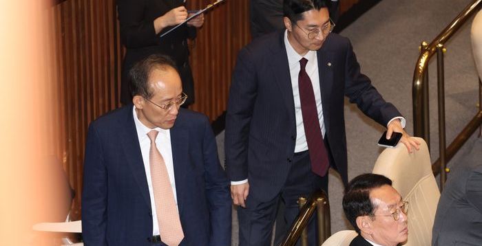 국민의힘, '추경호 분수령' 앞두고 분주…표결까지 전략 점검