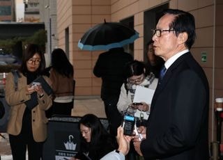 송영무 전 국방부 장관 '허위서명 강요 혐의' 2심도 무죄