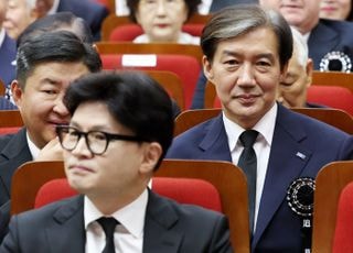 “조국, 세계챔피언 거르고 동양챔피언만 상대”