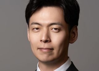 롯데 바이오 열쇠 쥔 '오너 3세' 신유열…수주 확보·적자 탈출로 경영능력 증명해야