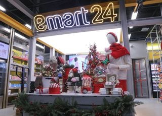 [현장] 성수에 뜬 ‘트렌드 실험실’…이마트24가 그리는 편의점 미래