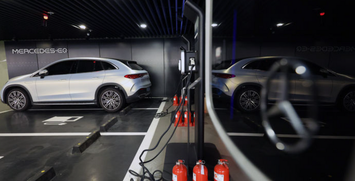 "전기차만 못 팔겠다"…유럽 車제조사 '불안 고조'