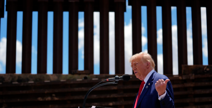 트럼프, 워싱턴 총격에 '反이민' 강화…"우려국 출신 영주권자 재조사"