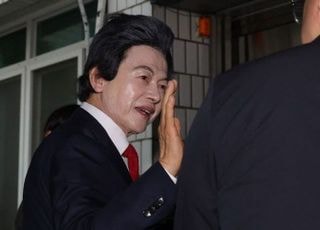 '허경영 우유' 불치병 효과 홍보 유튜버 1심 무죄에 검찰 항소