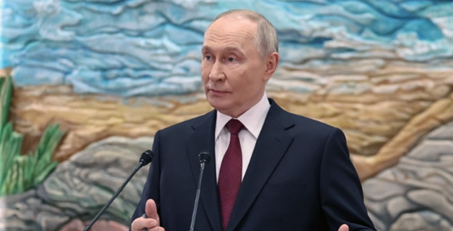 푸틴, '美·러 평화구상'에 첫 입장…"우크라군 먼저 철수하라"