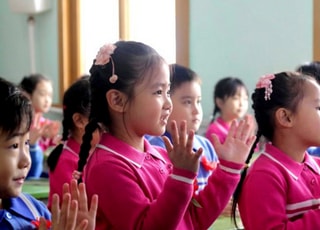 "北, 러시아어 필수 과목 지정…인기 외국어"
