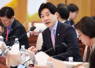 YTN 최대주주 변경취소 충격…野 "또 공기업 소유로? 국제적 비웃음거리"