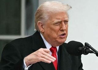 美 "제3세계 이민 영구 중단…불법 이민 수백만명 추방할 것"