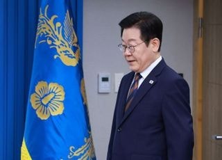 李대통령, '최측근 이화영 재판개입' 논란…민주당은 '검찰 탓' 몰기