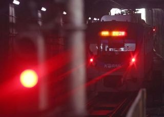 서울지하철 노조, 내일부터 ‘준법운행’…출퇴근길 혼잡