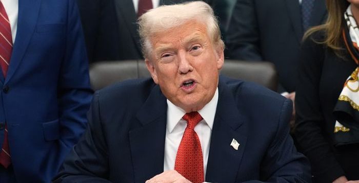 트럼프 “베네수엘라 영공 폐쇄” 경고…베네수 “식민주의적 위협” 반발