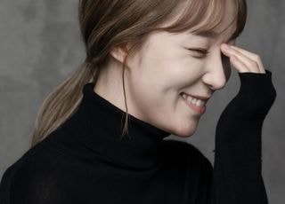 가수 지나유, 데뷔 10주년 기념 팬미팅 &amp; 디너쇼 개최