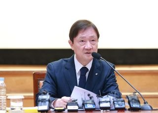 금감원장 "여러분 급여, 현시점에도 디스카운트…국민연금 영향"