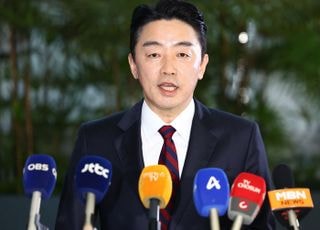 [속보] 강훈식, 쿠팡 개인정보 유출에 "근본적 제도보완 필요"