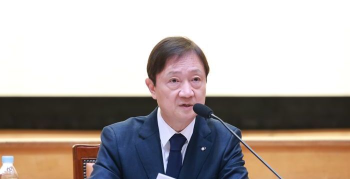 금감원장 "여러분 급여, 현시점에도 디스카운트…국민연금 영향"