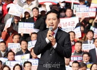 장동혁, '계엄 사과 요구'에 "과거 벗어나자는 게 과거에 머무는 것"