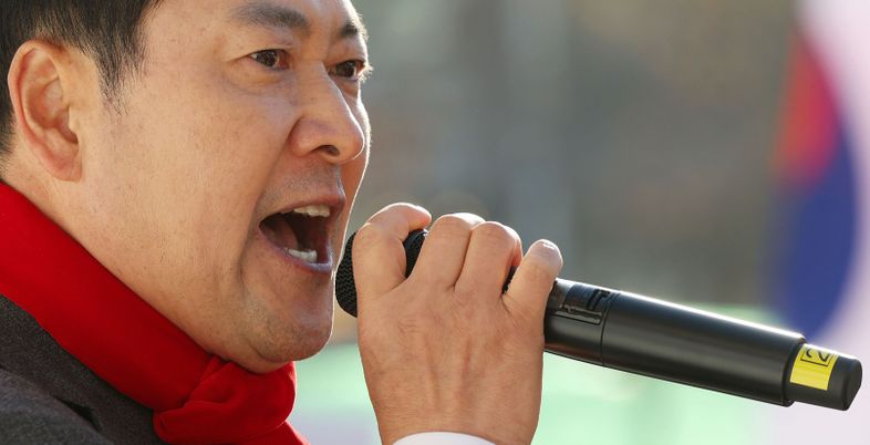 [12·3 프레임 전쟁] ① "감옥 갈 사람은 李" "계엄은 악몽이었다"…극한 대립 국민의힘