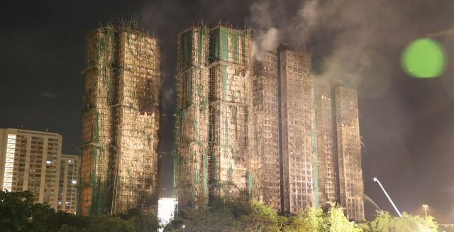 홍콩 아파트 화재 사망자 151명으로 늘어…실종 30여명 추산