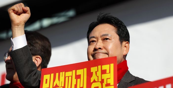 [12·3 프레임 전쟁] ③ "들고 일어난 중간지대"…국민의힘, 지방선거 앞두고 내홍 격화