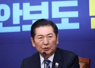 정청래, 美대사대리 만나 "스몰 피스메이커·스몰 페이스메이커 하자"