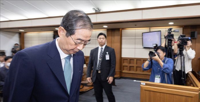 한덕수 전 국무총리, 尹 '사후 계엄 선포문' 재판서 증언거부