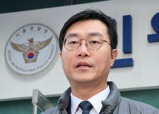 경찰, '장경태 성추행 의혹' 고소인 조사…진술 확보