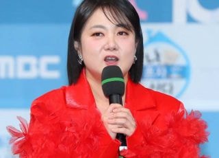 박나래, 전 매니저에 폭언·갑질 의혹…소속사 "입장 정리 중"