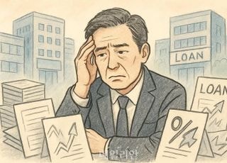 대출 옥죄자 빵빵해지는 풍선…실수요자들, 고금리로 ‘빚 무덤’