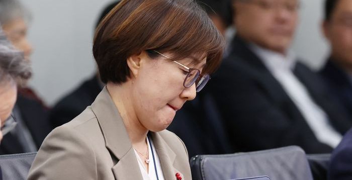 '김현지 지키기' 사활 건 대통령실…李, 정권 부담에도 끝까지 품을까 [정국 기상대]