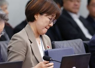 '김현지 지키기' 사활 건 대통령실…李, 정권 부담에도 끝까지 품을까 [정국 기상대] [12/5(금) 데일리안 출근길 뉴스]