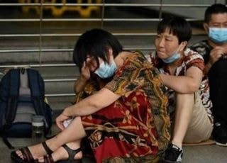 中 부동산 시장, 심연 속으로 가라앉는다