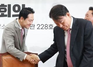 '외연 확장' 절실한 국민의힘…'원조 친윤'도 장동혁 작심 비판