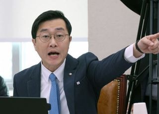 국민의힘, 장경태 '성추행 피해자 인터뷰 대본 연출' 주장에 "금수만도 못한 민낯"